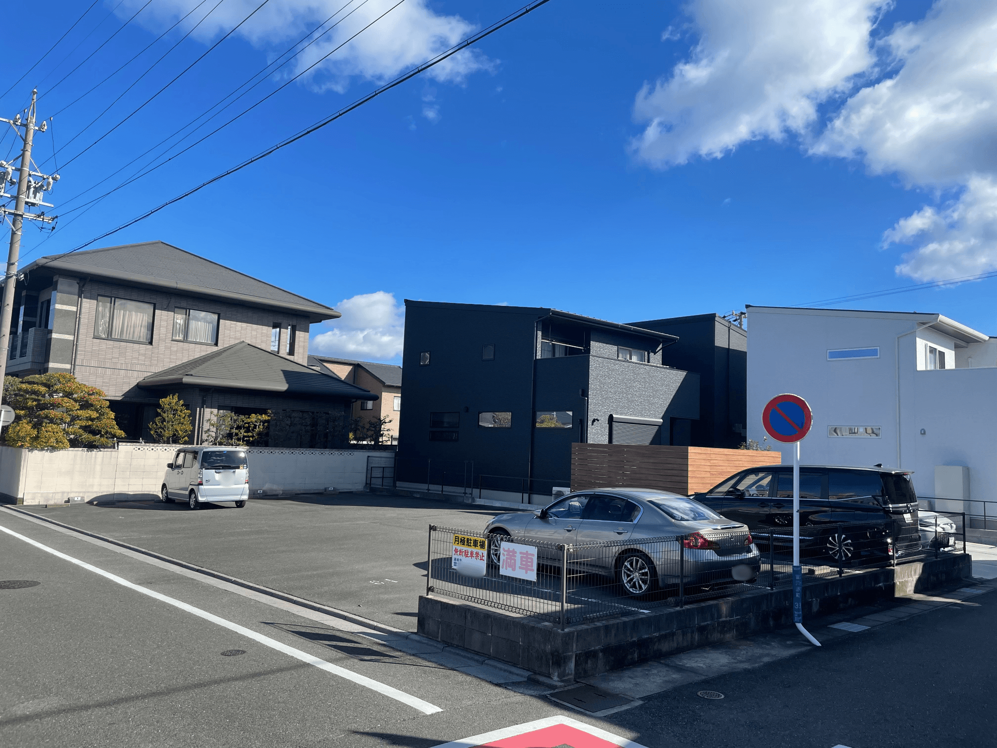 富洲原月極駐車場の外観・駐車場イメージ1枚目