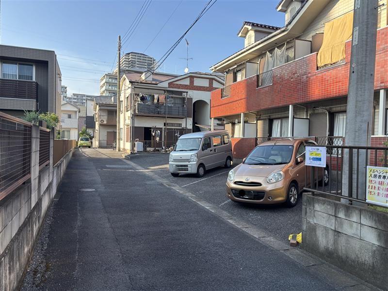 メルヘンシャトー駐車場の外観・駐車場イメージ1枚目