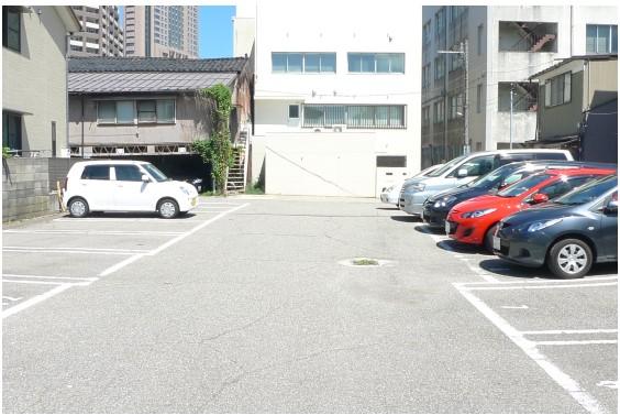 山崎太可堂駐車場の外観・駐車場イメージ2枚目