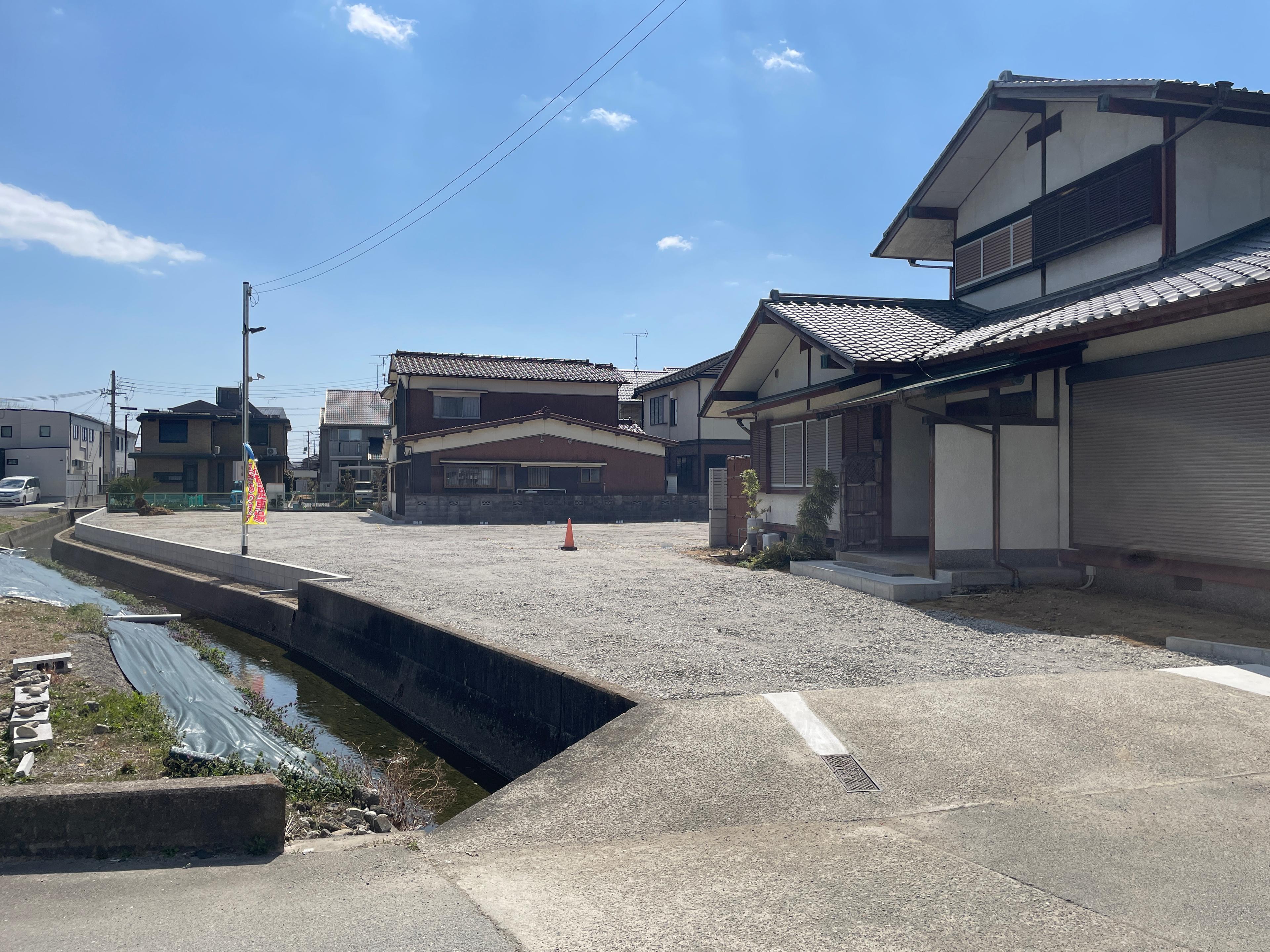 そてつパーキングの外観・駐車場イメージ2枚目