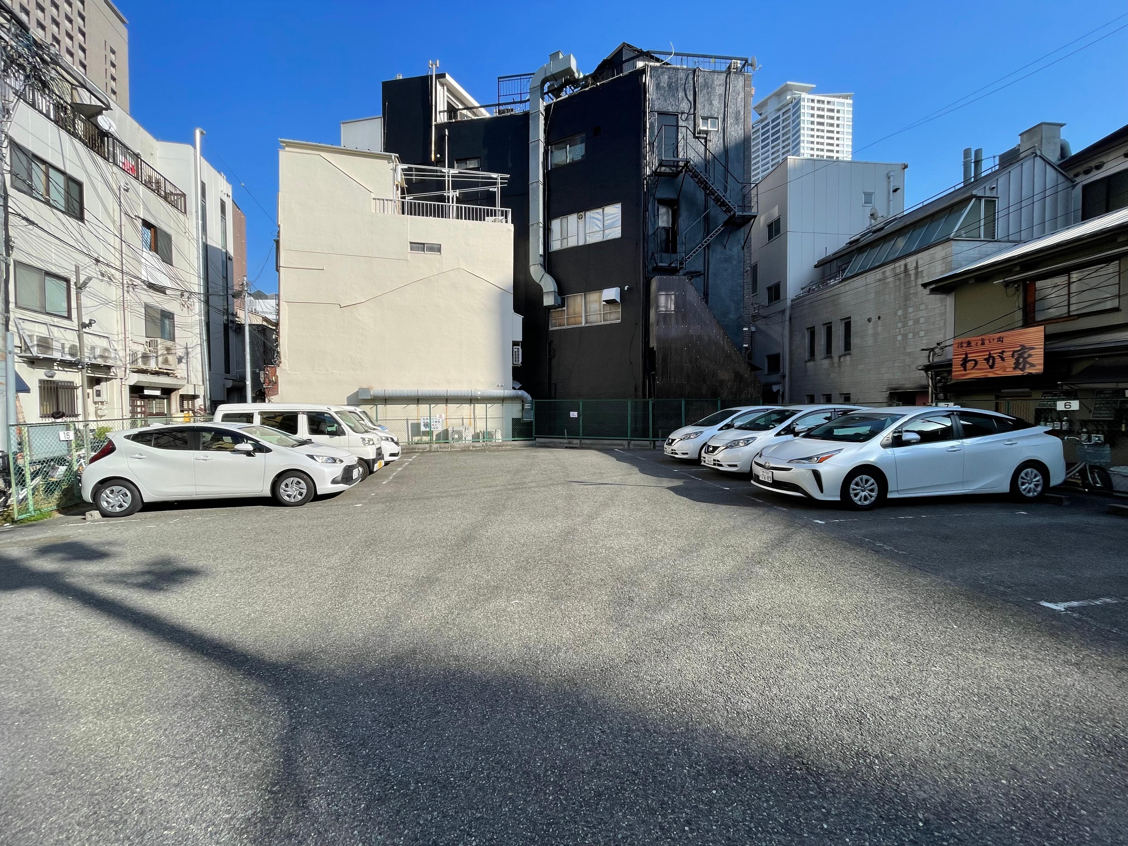 福島駐車場の外観・駐車場イメージ2枚目