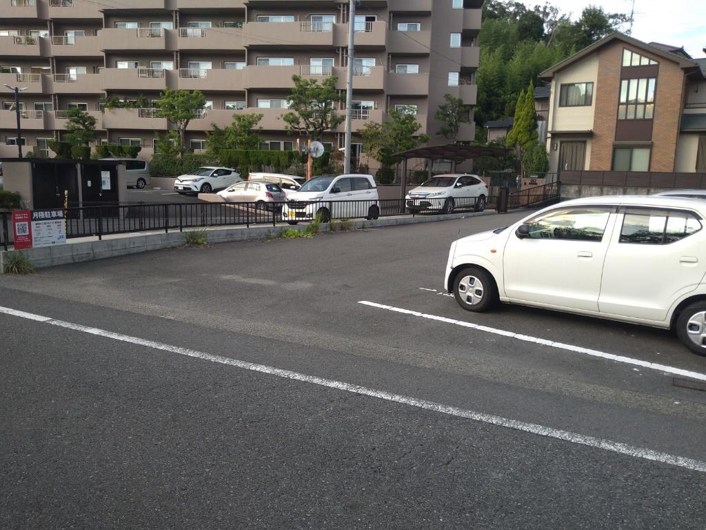 瀬田4丁目267-5駐車場の外観・駐車場イメージ2枚目