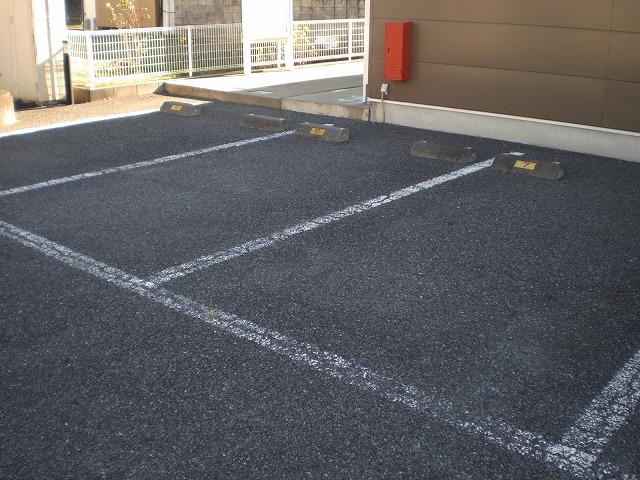 Ｅｄｅｌｗｅｉｓｓ(23340)の外観・駐車場イメージ1枚目