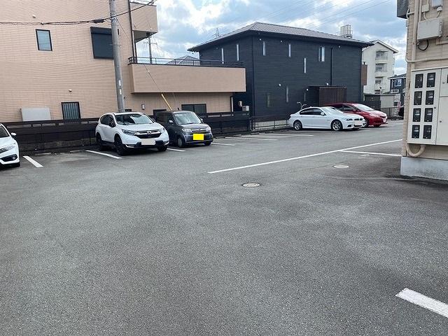 FKラフォーレ ＭｉＯの外観・駐車場イメージ1枚目