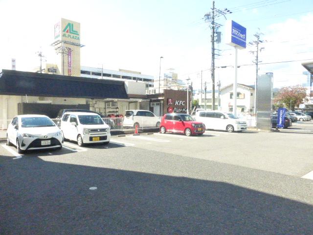 エルミナ堅田ビル月極駐車場の外観・駐車場イメージ2枚目