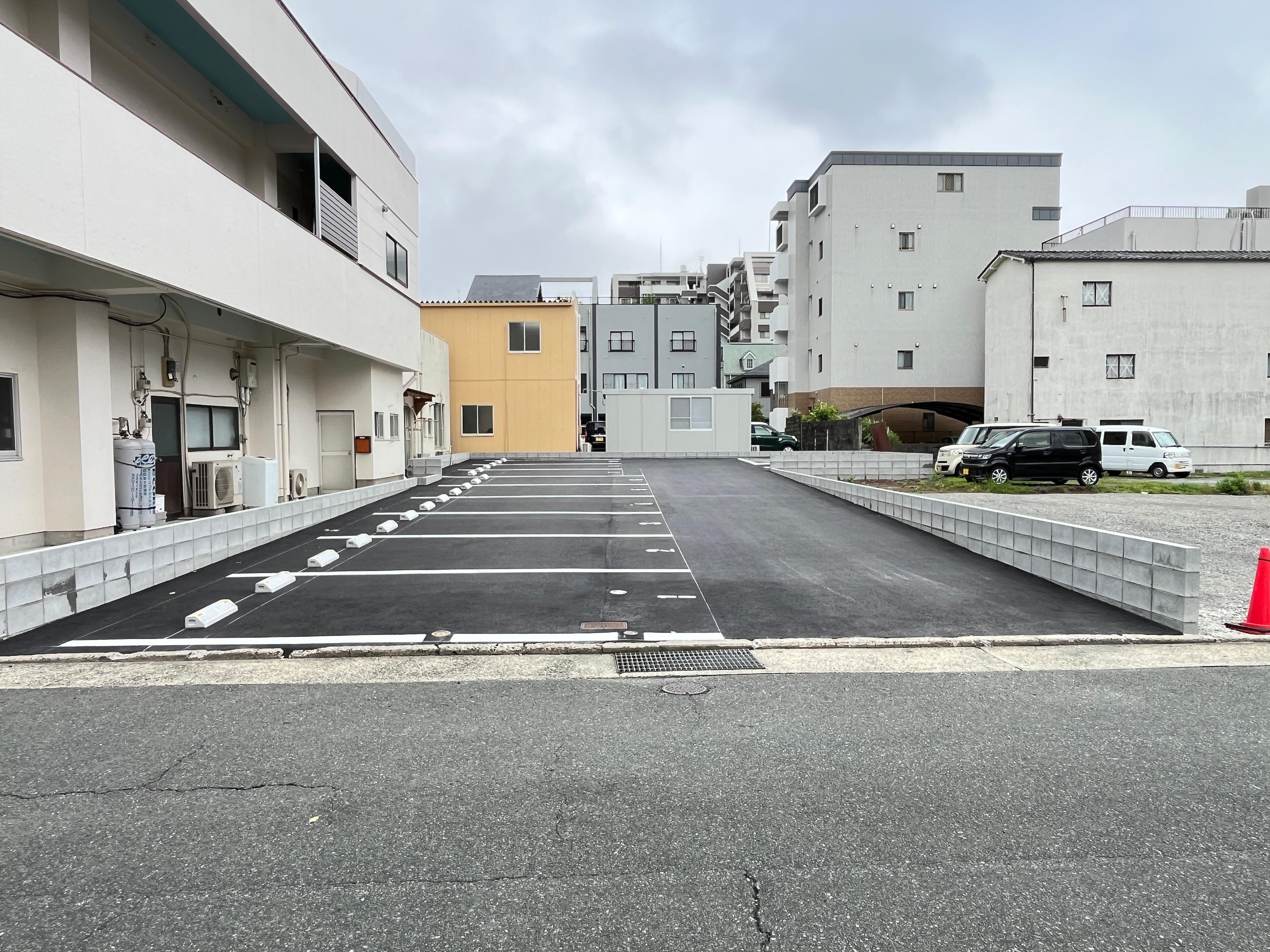 HK中央町駐車場の外観・駐車場イメージ1枚目