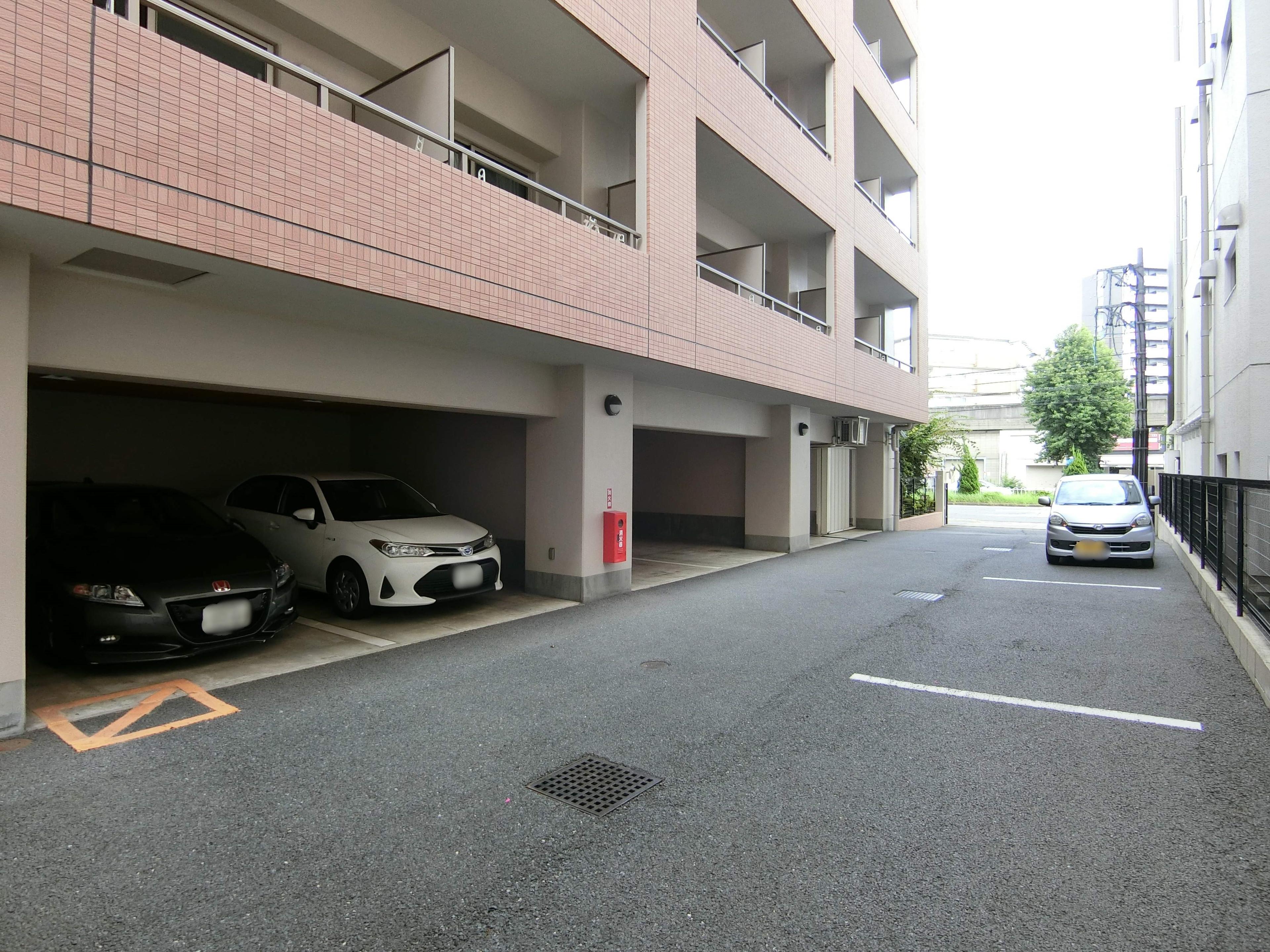 コンフォルト鶴舞の外観・駐車場イメージ3枚目