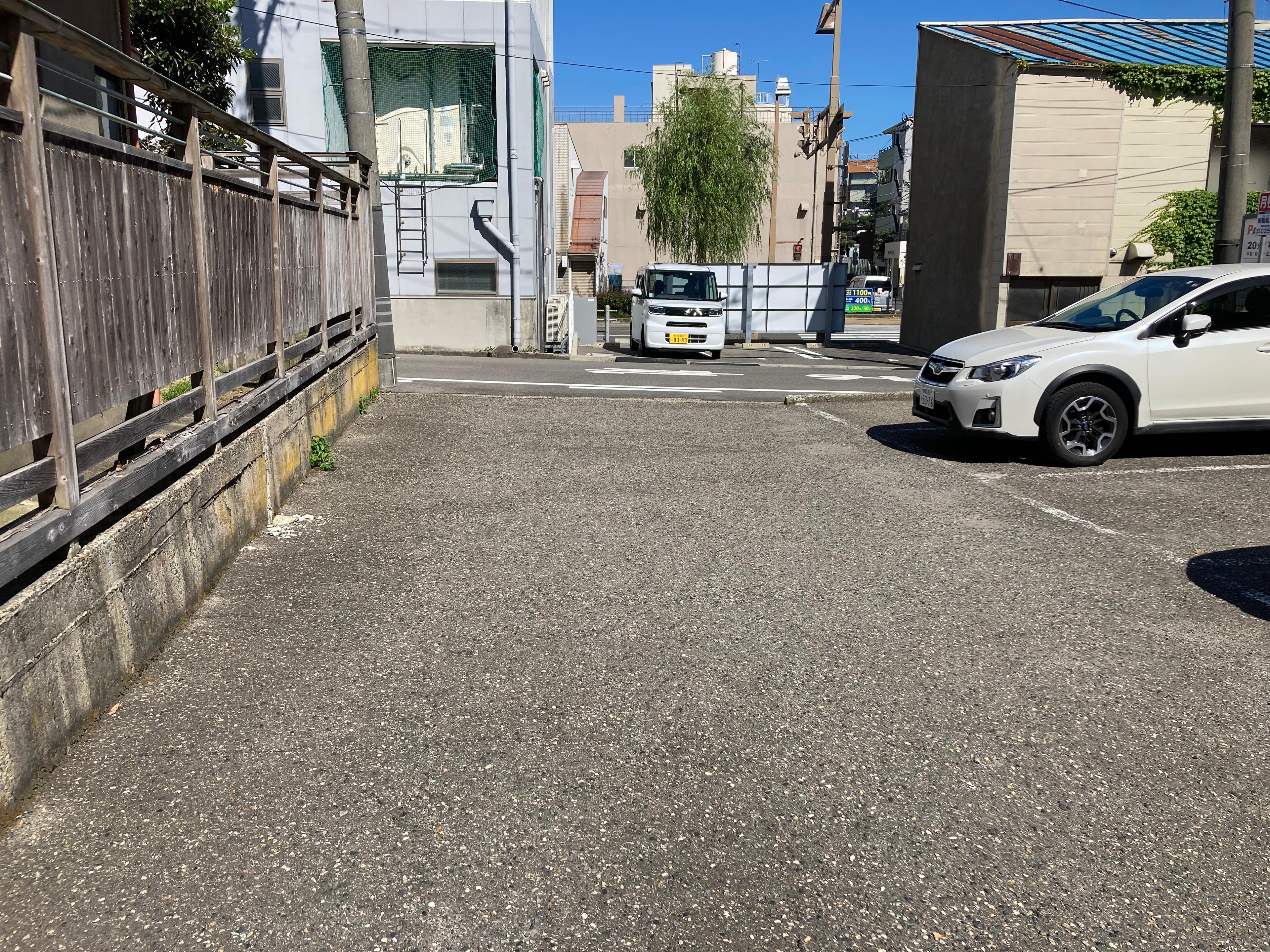 医学町通2駐車場の外観・駐車場イメージ3枚目