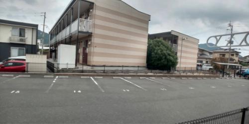 ヴィラ下富野(40680)の外観・駐車場イメージ1枚目