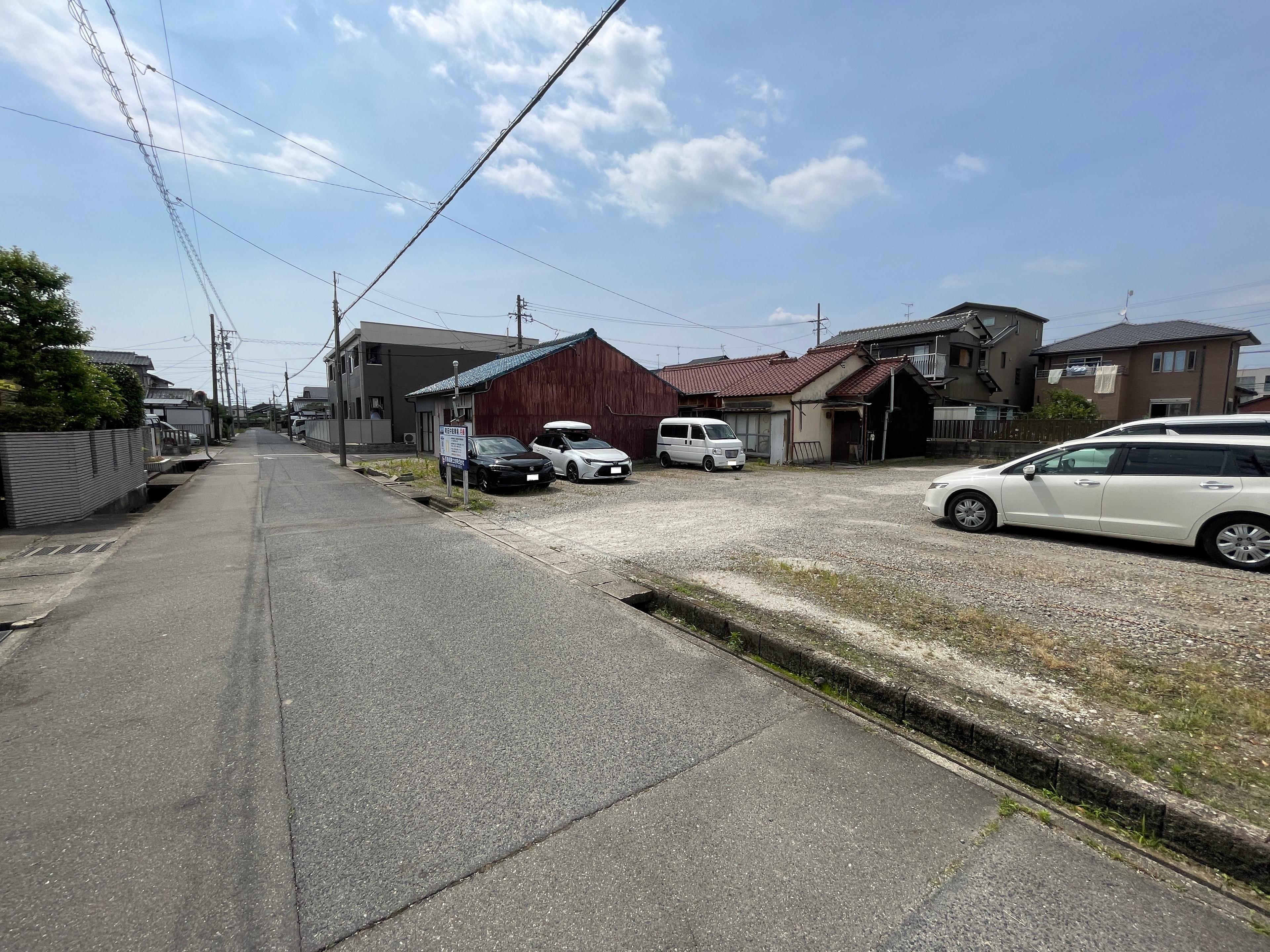 町田中駐車場の外観・駐車場イメージ2枚目
