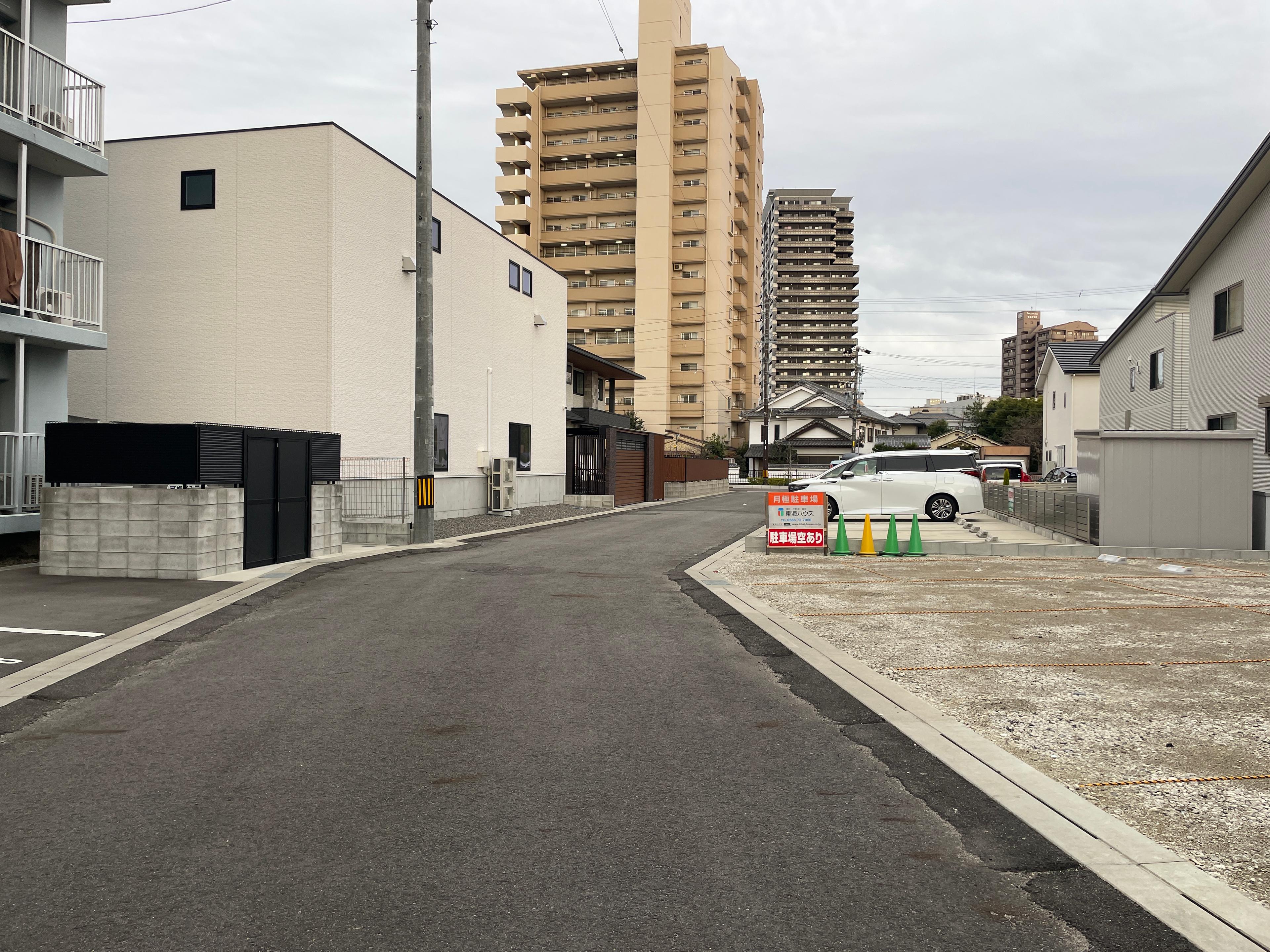 末広町駐車場  2台分（縦列）の外観・駐車場イメージ3枚目