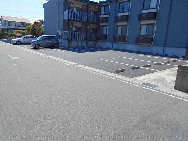 緑が丘(40130)の外観・駐車場イメージ1枚目
