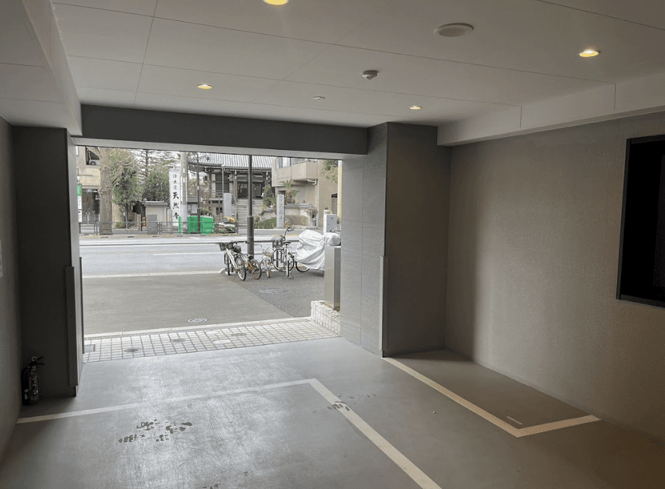 FK本駒込３丁目バイク駐車場の外観・駐車場イメージ3枚目