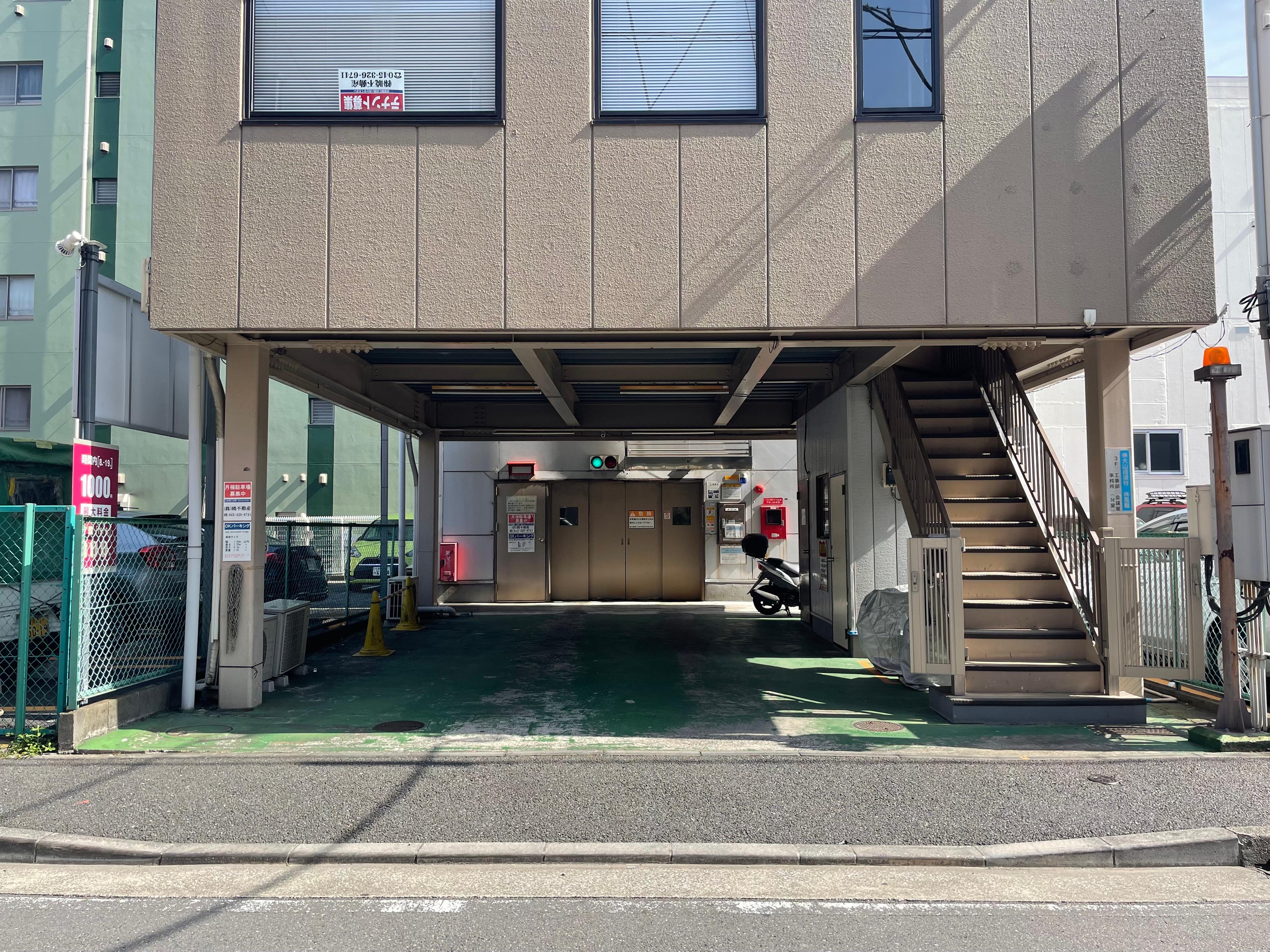 住吉町1丁目立体駐車場の外観・駐車場イメージ3枚目