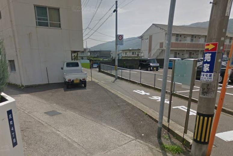 庄町4パーキングの外観・駐車場イメージ1枚目