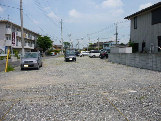 村松駐車場の外観・駐車場イメージ2枚目