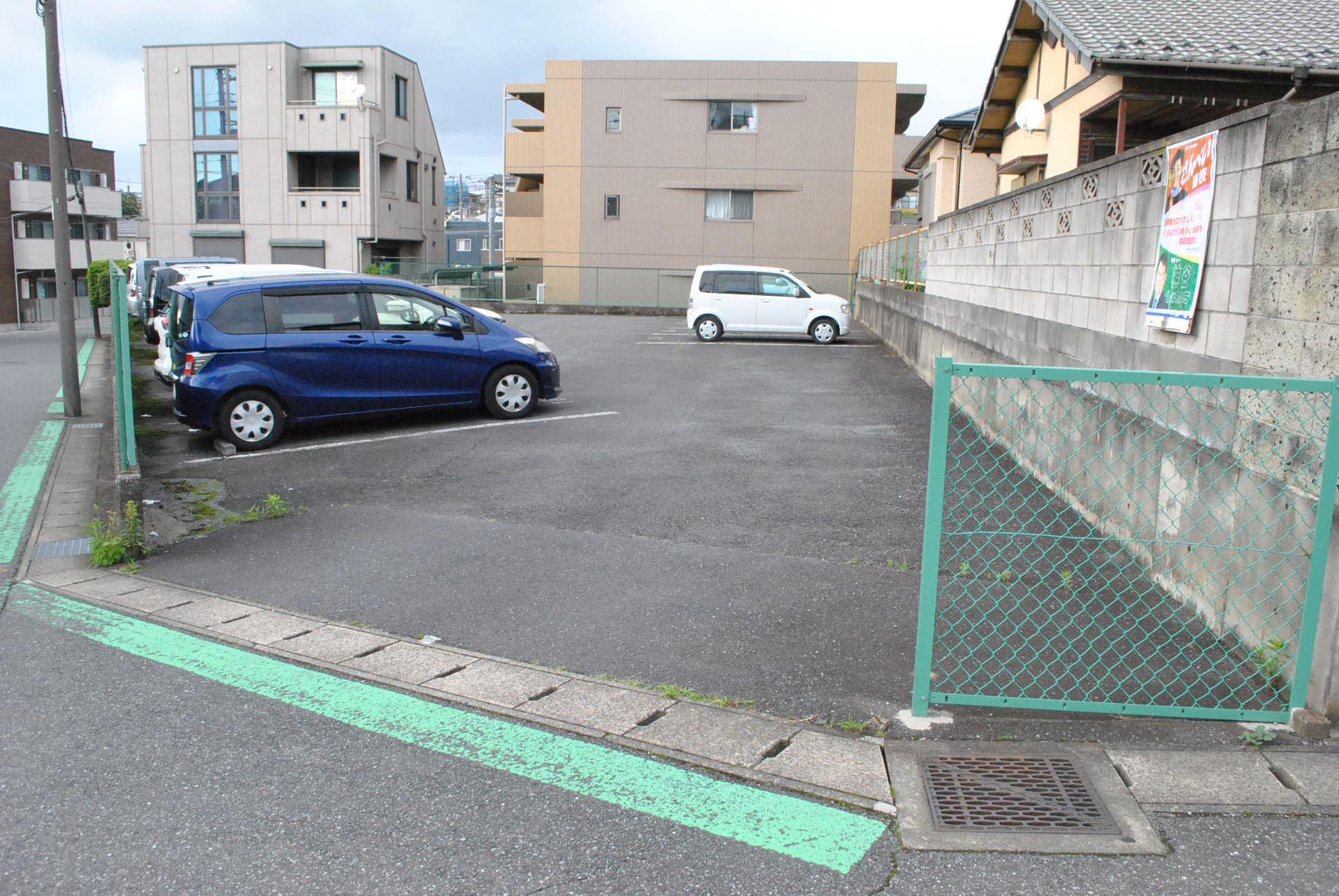 篠田Bパーキングの外観・駐車場イメージ2枚目