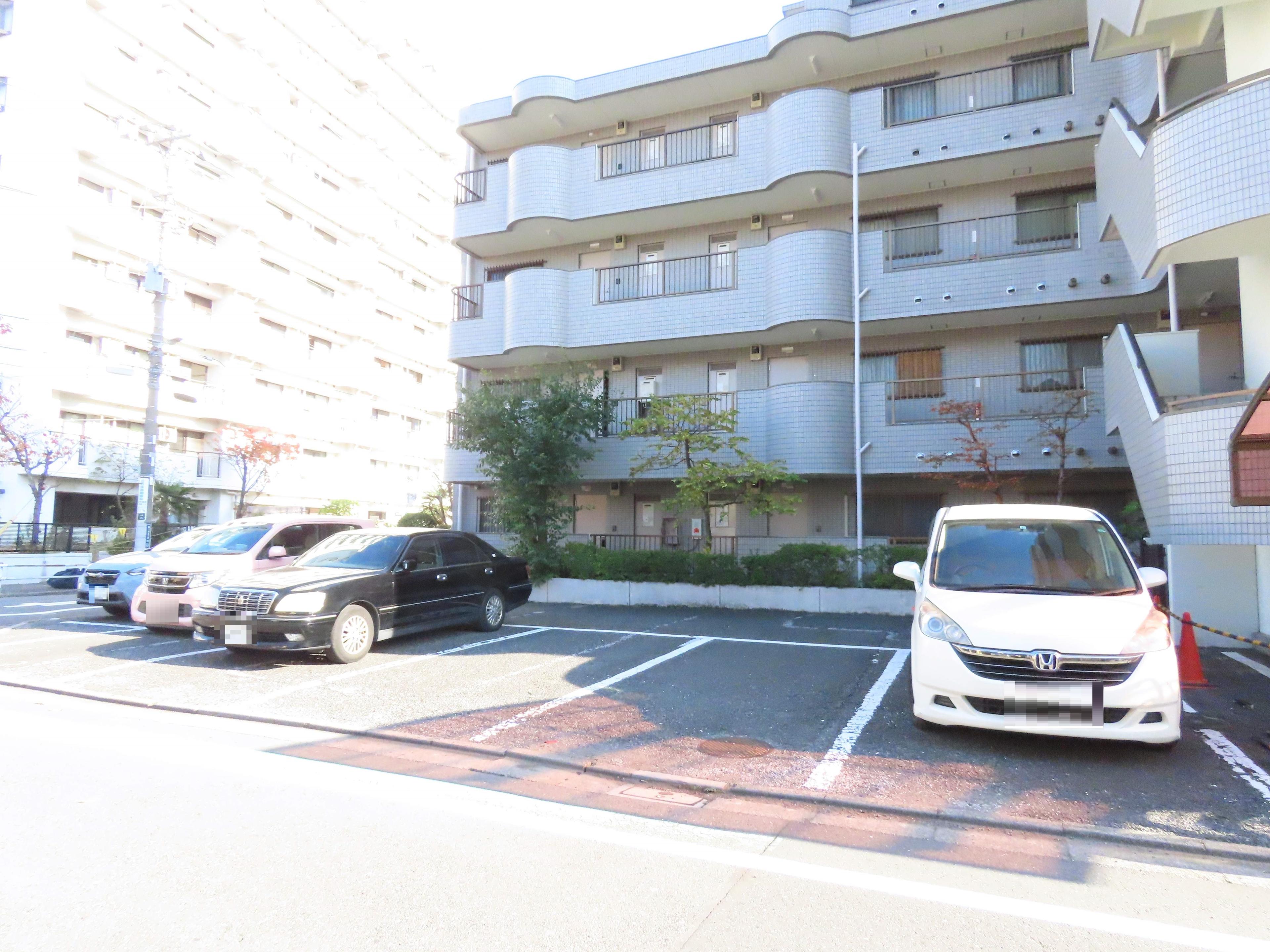 セリオ壱番館の外観・駐車場イメージ2枚目
