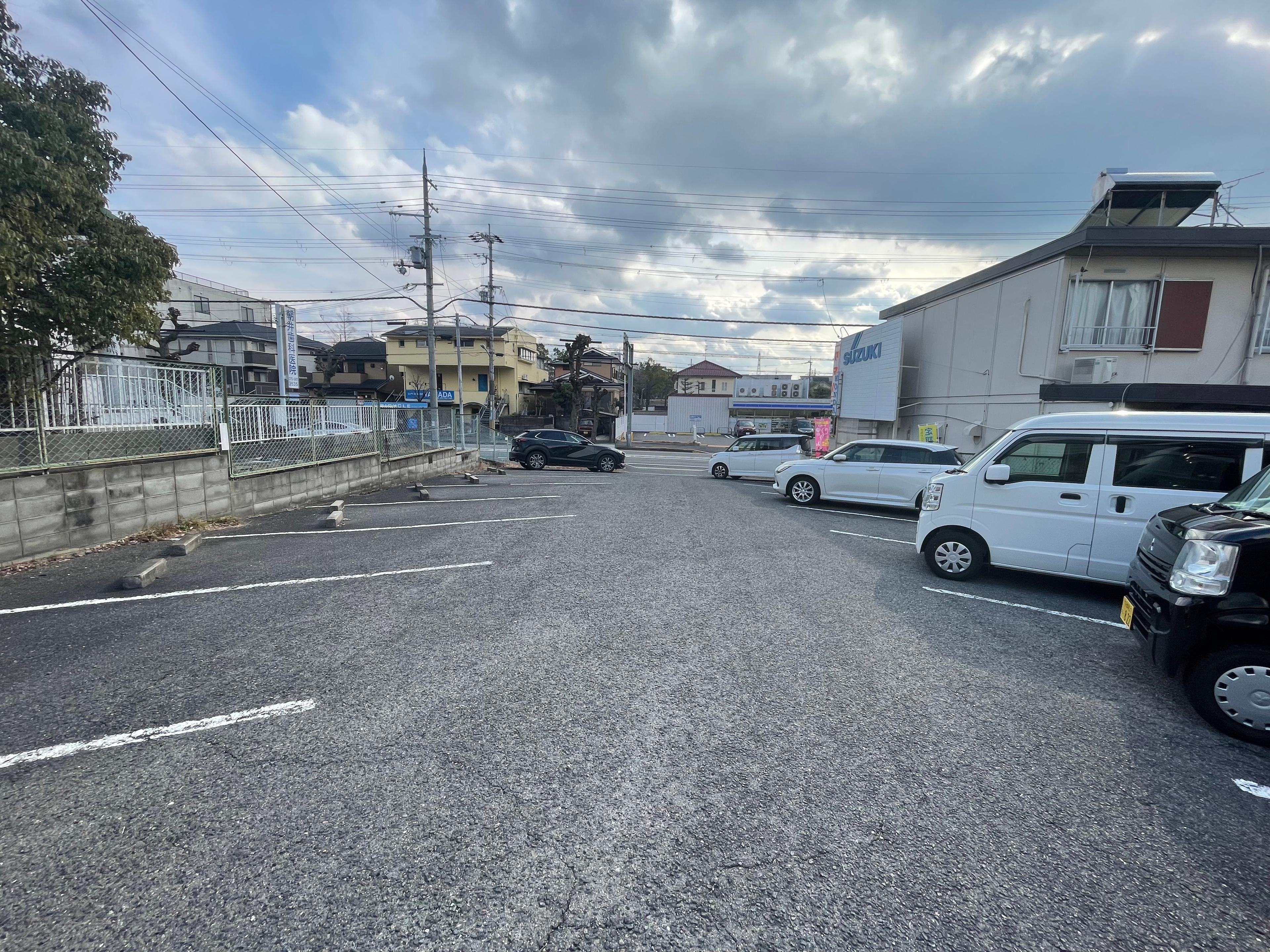 男山泉駐車場の外観・駐車場イメージ3枚目