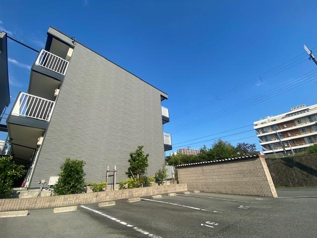 ソレイユ　箕面(45858)の外観・駐車場イメージ2枚目