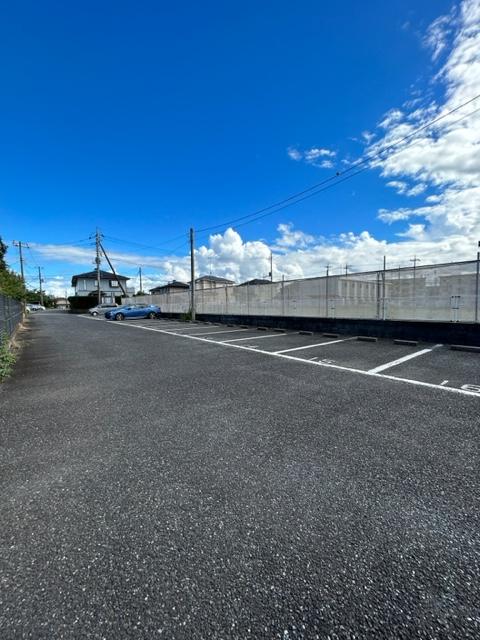 今井第２駐車場の外観・駐車場イメージ2枚目