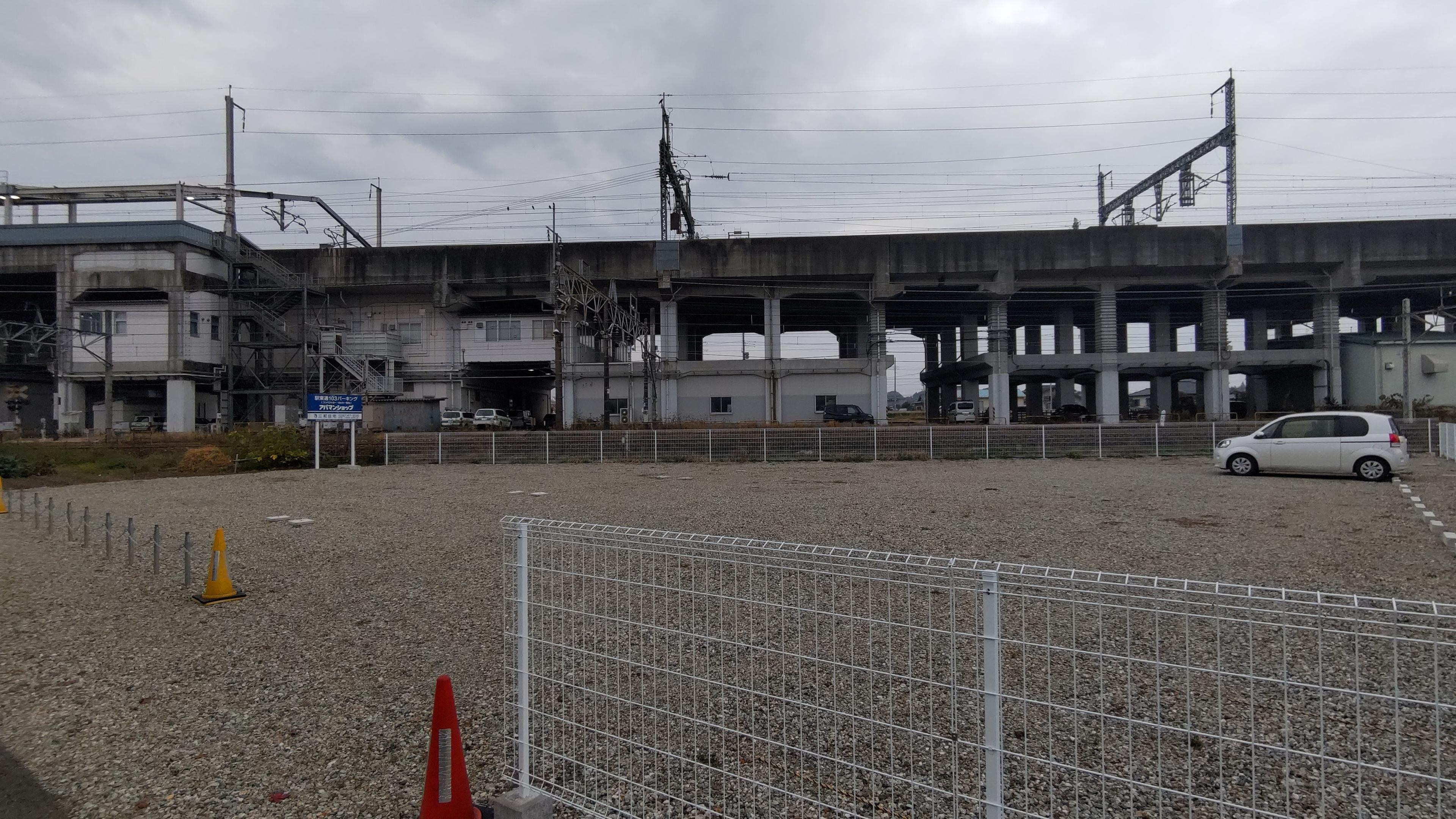 駅東通103パーキングの外観・駐車場イメージ2枚目