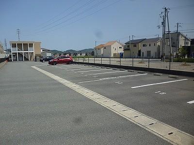北原(42902)の外観・駐車場イメージ1枚目