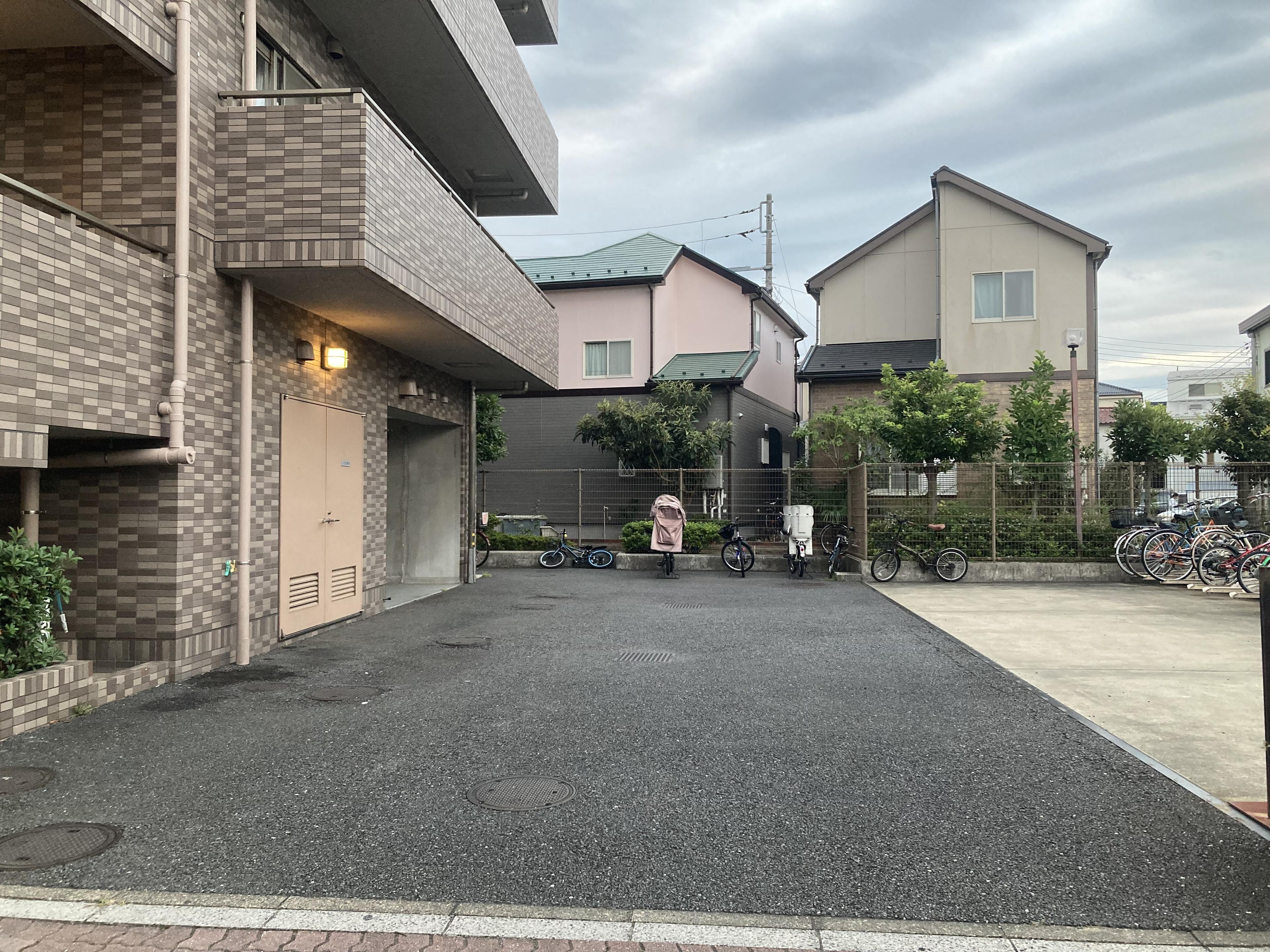 シミズマンション駐車場の外観・駐車場イメージ1枚目