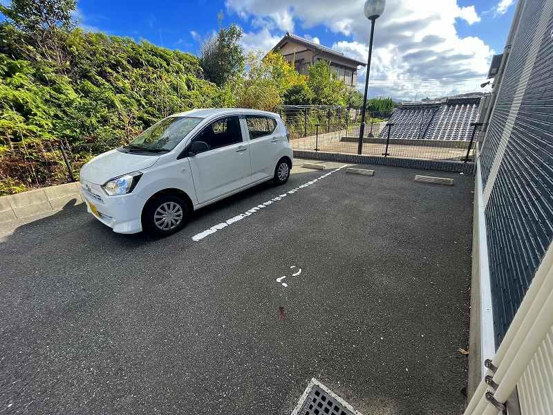 コリス　オット(48292)の外観・駐車場イメージ2枚目
