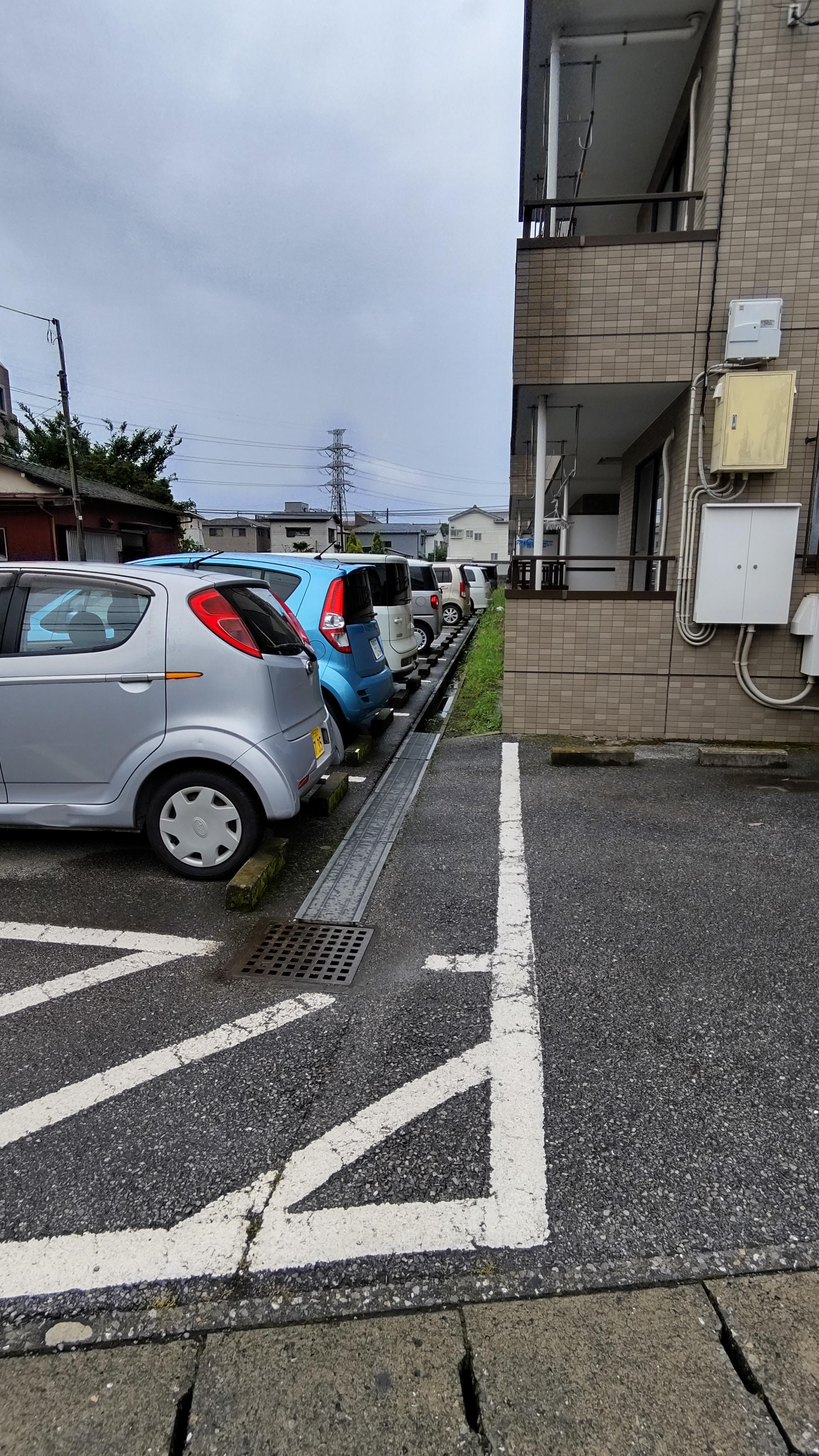 グランメールの外観・駐車場イメージ3枚目