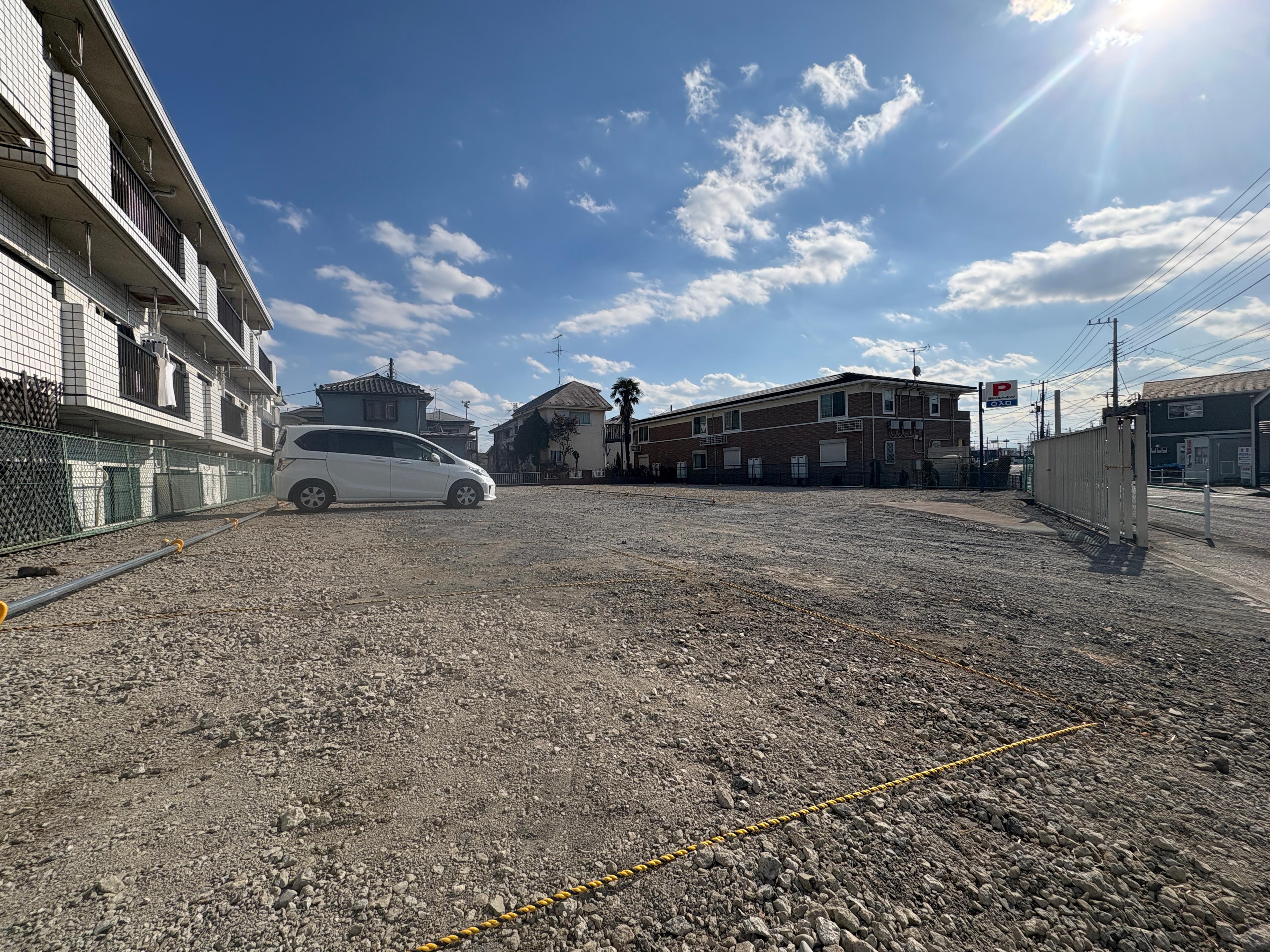 【定期利用】武蔵村山市岸一丁目の外観・駐車場イメージ2枚目