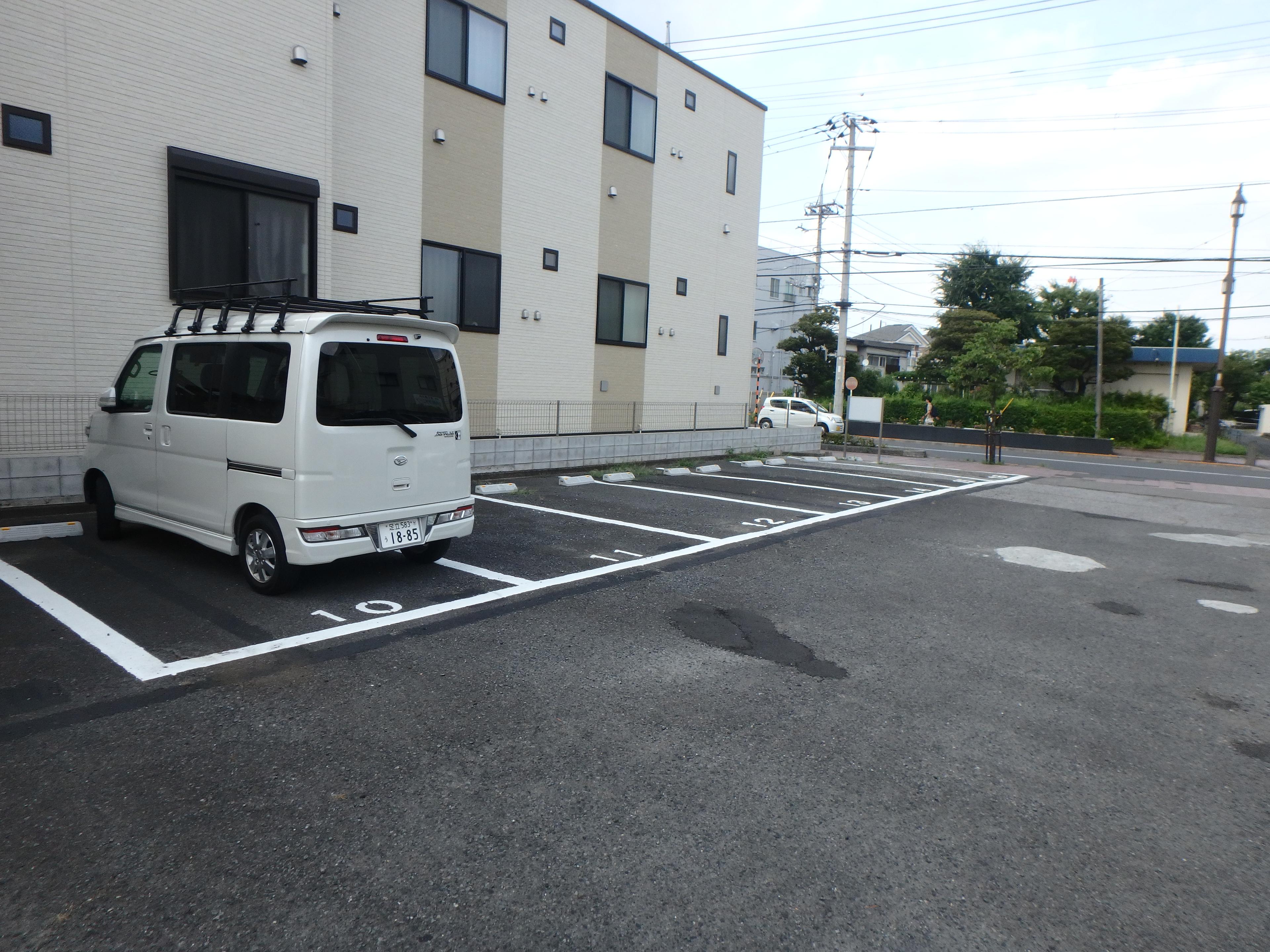 第７１駐車場の外観・駐車場イメージ3枚目