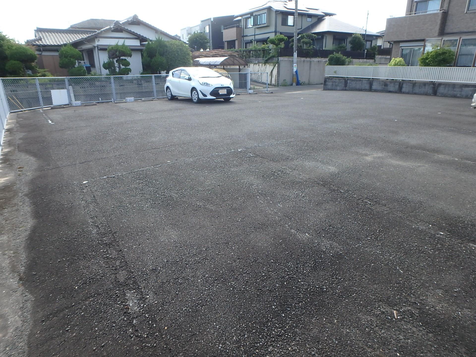 塩田パーキングの外観・駐車場イメージ2枚目