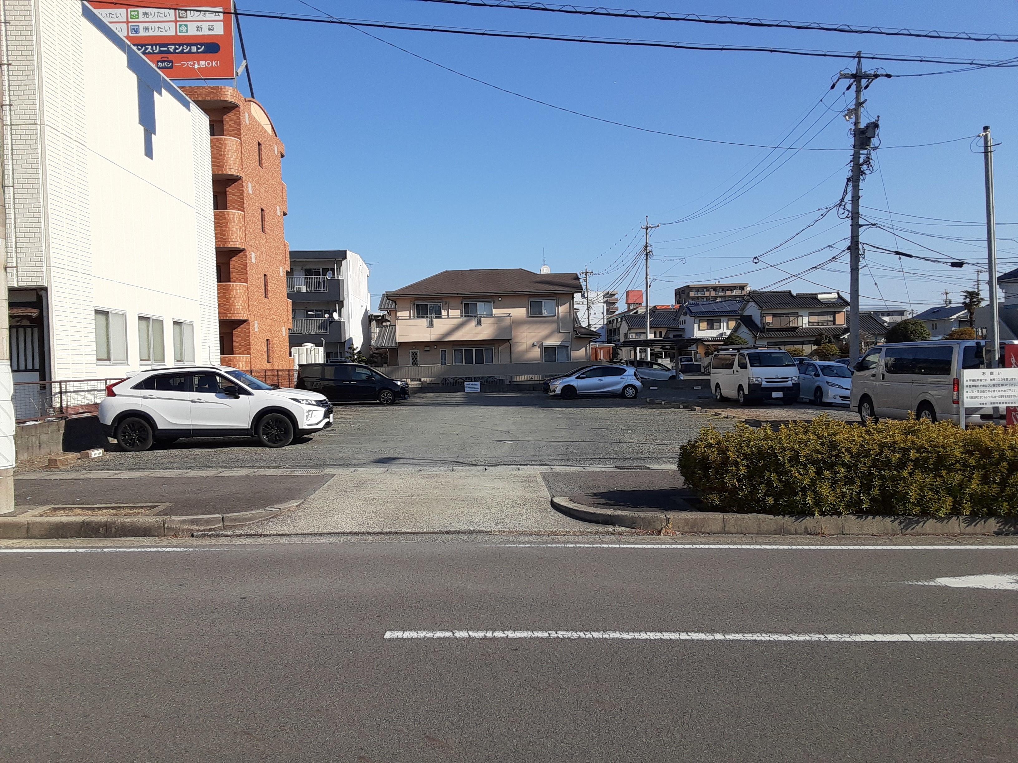 小牧ガスビル　小牧駅北駐車場の外観・駐車場イメージ1枚目