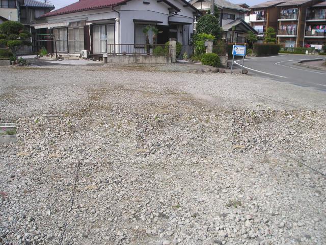 金井渕町外所月極駐車場の外観・駐車場イメージ1枚目