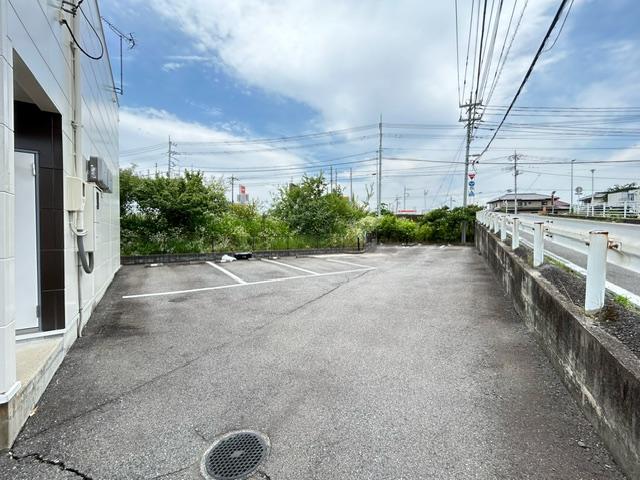 ホープフル(16048)の外観・駐車場イメージ1枚目
