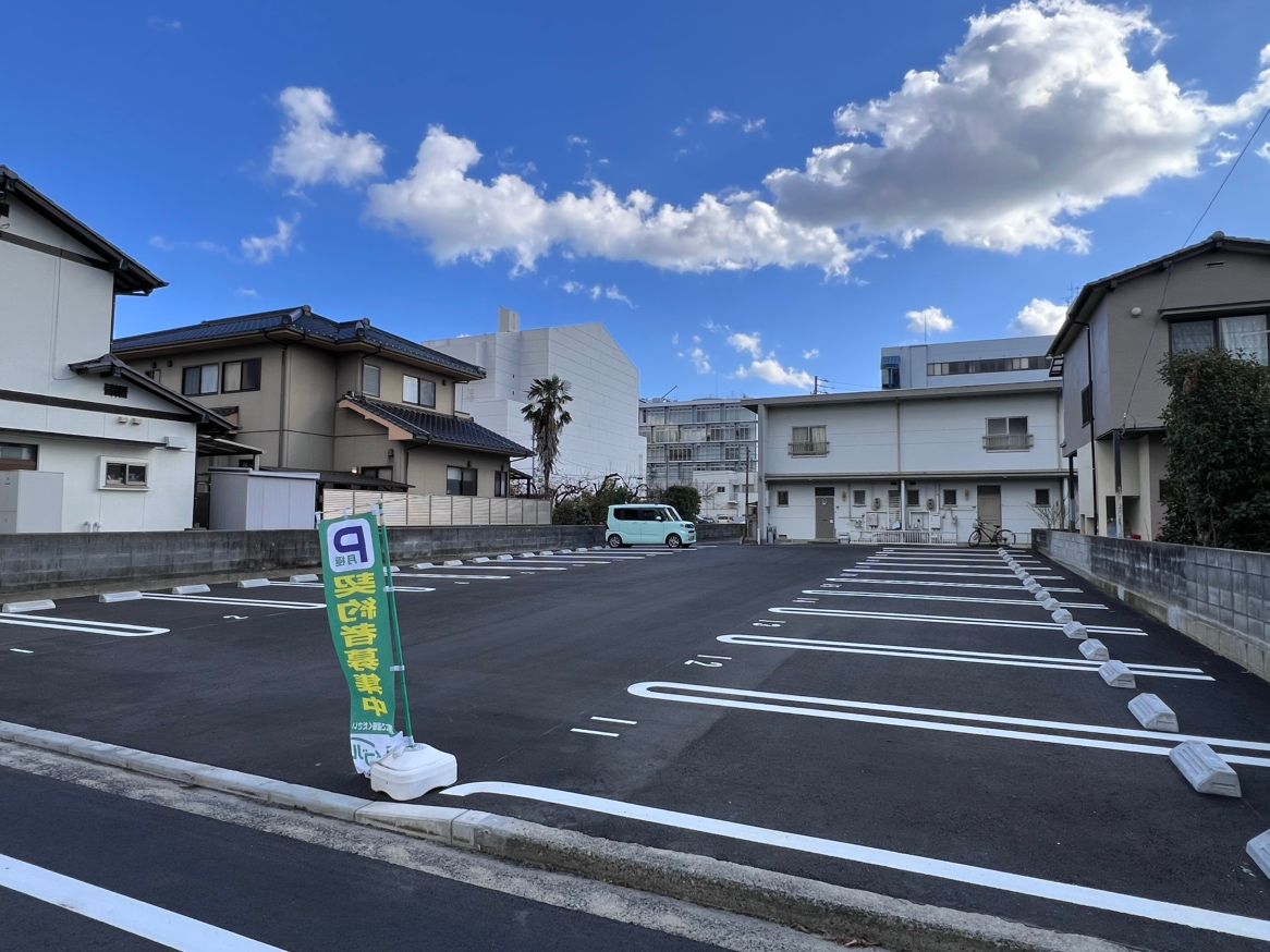 M Garageの外観・駐車場イメージ1枚目