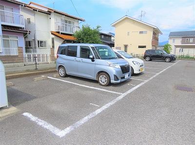エム(20416)の外観・駐車場イメージ1枚目