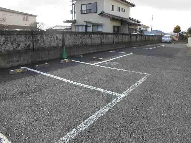 フロラシオン(30262)の外観・駐車場イメージ1枚目