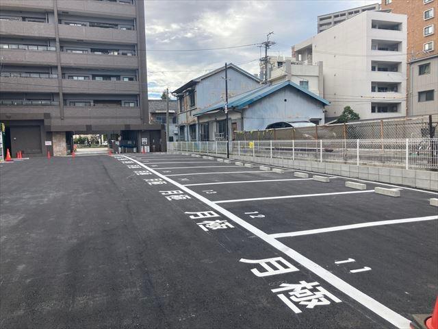 徳川２丁目第４の外観・駐車場イメージ3枚目