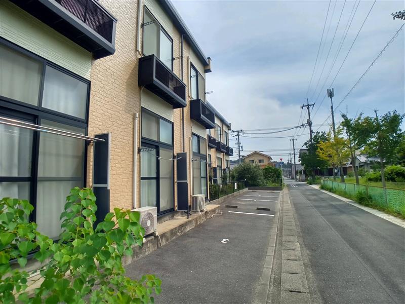 ＭＯＭＯⅡ(28877)の外観・駐車場イメージ1枚目