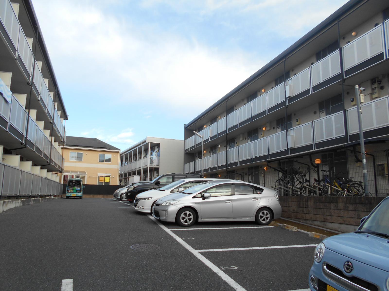 β(42758)の外観・駐車場イメージ1枚目