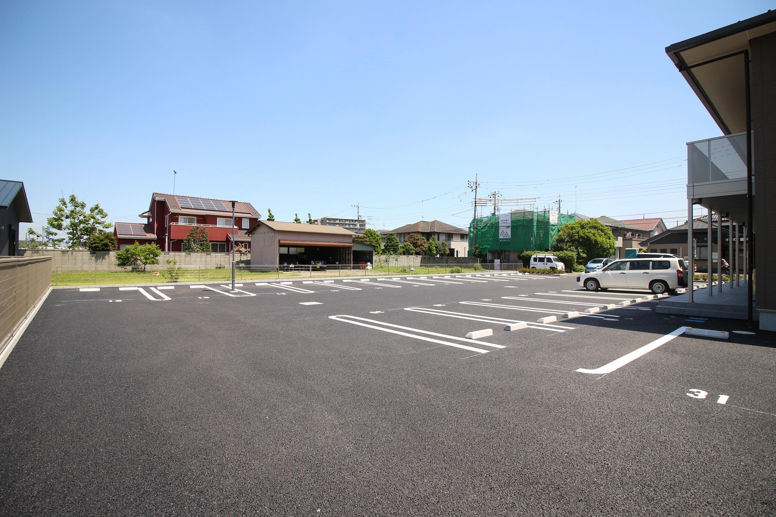 アリストクラット月極駐車場 の外観・駐車場イメージ3枚目