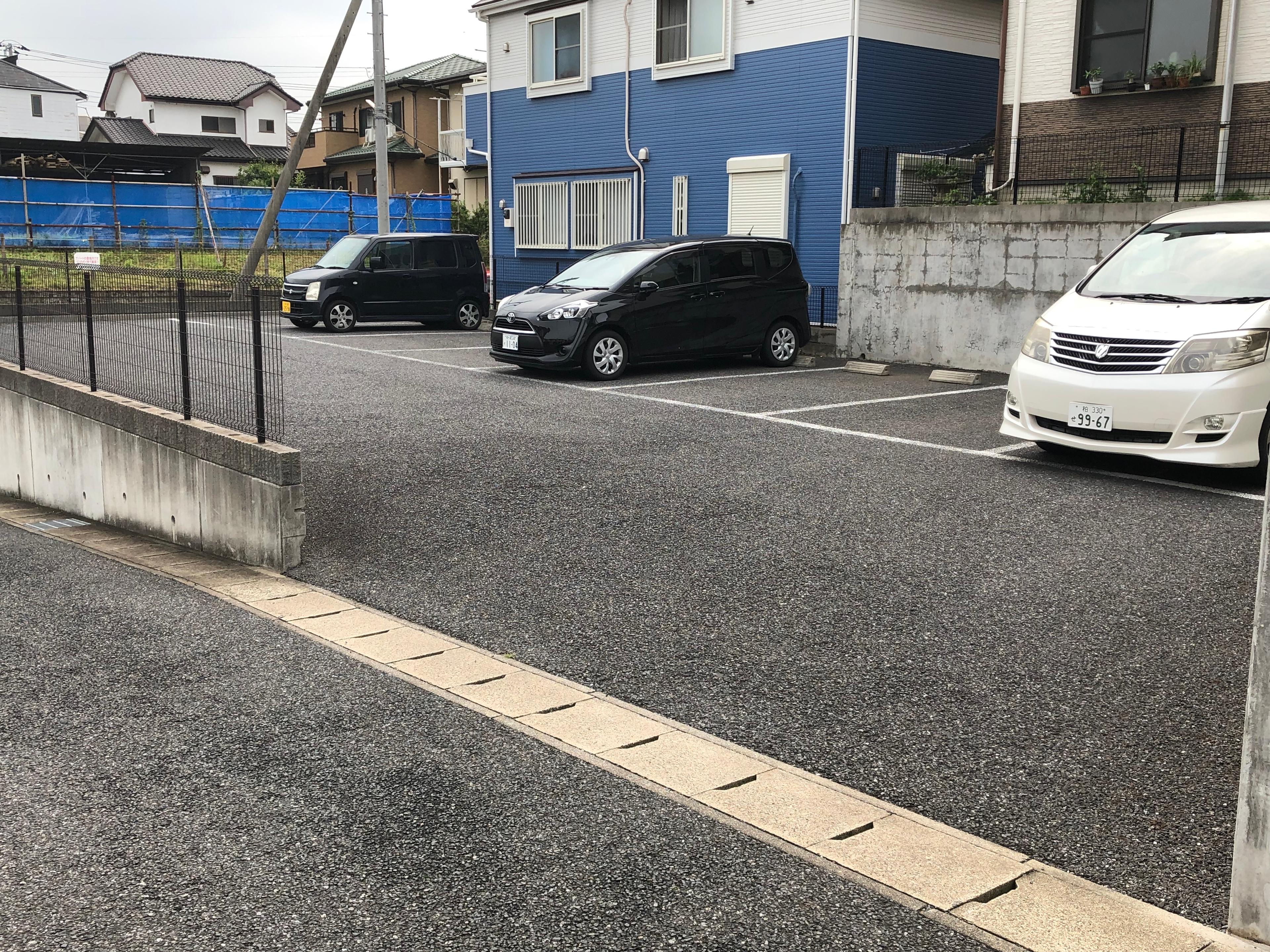 ＲＡＤＩＳＨ１・２・３・４・５・６の外観・駐車場イメージ2枚目