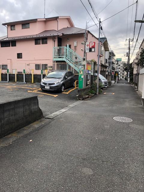 橋本駐車場の外観・駐車場イメージ3枚目
