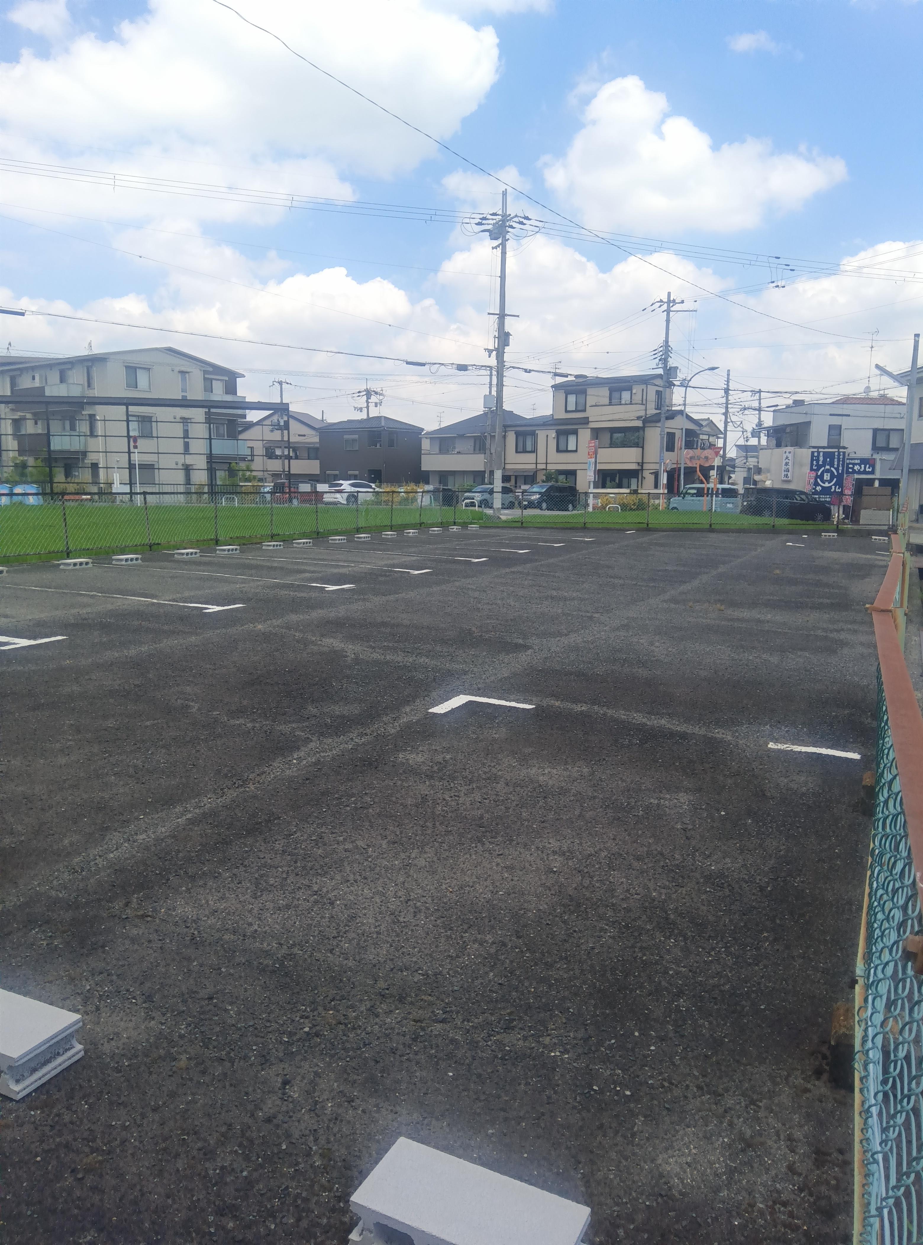 川﨑モータープール(東茱萸木)の外観・駐車場イメージ2枚目