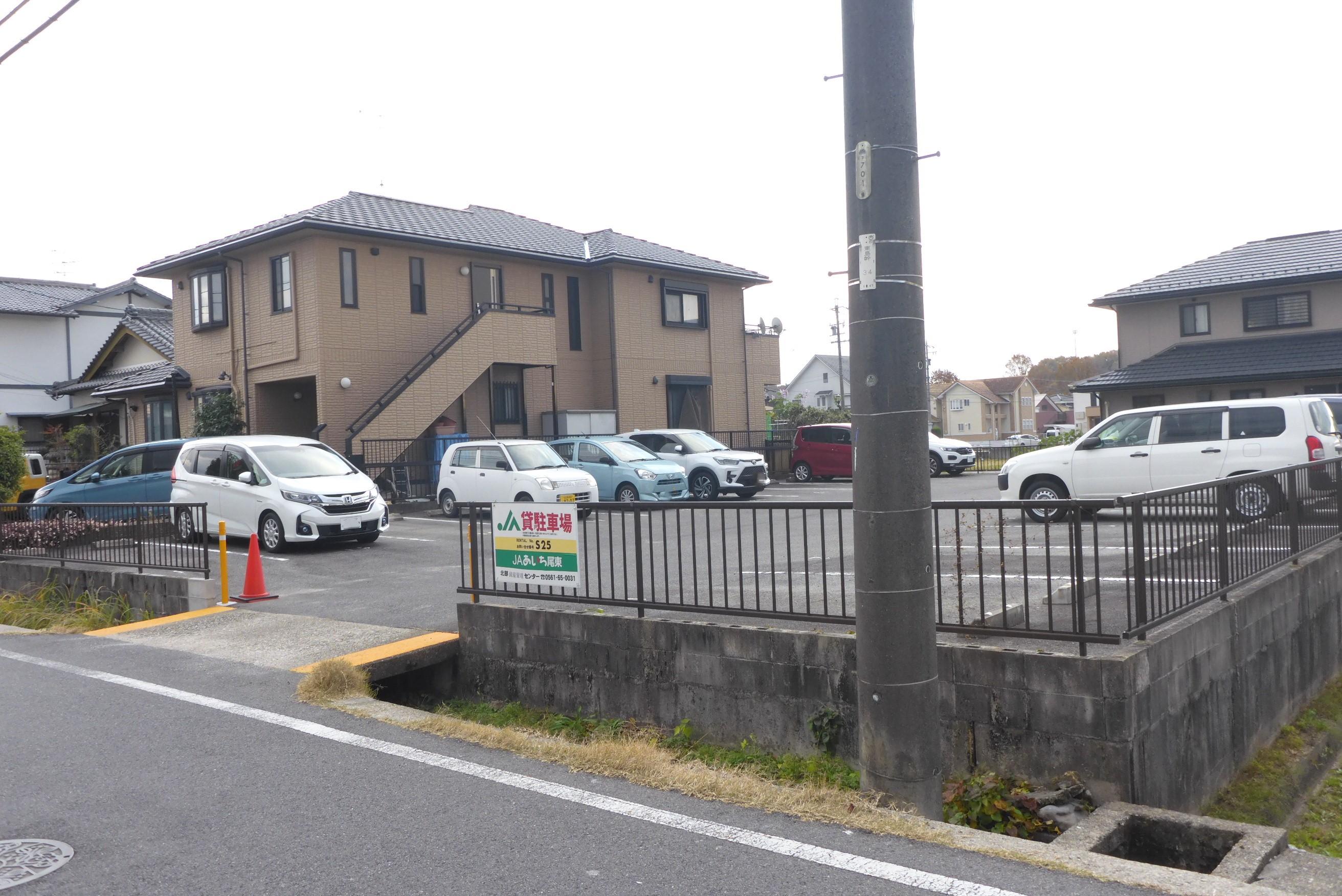 米泉駐車場の外観・駐車場イメージ2枚目