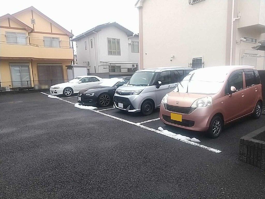 ＦｉｔⅢ(41099)の外観・駐車場イメージ1枚目