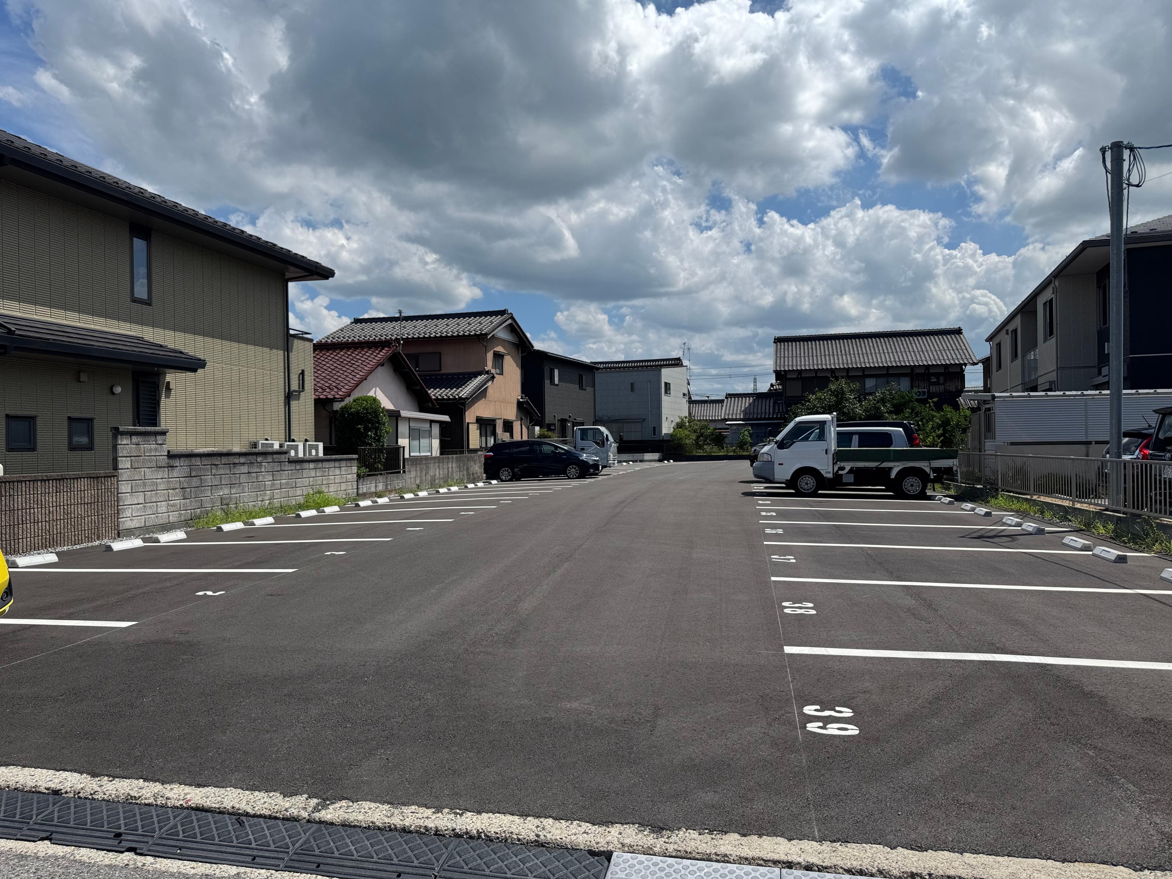 八日市上之町駐車場の外観・駐車場イメージ1枚目