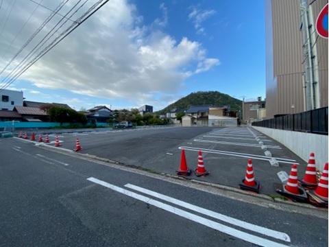 西町2丁目112駐車場の外観・駐車場イメージ2枚目